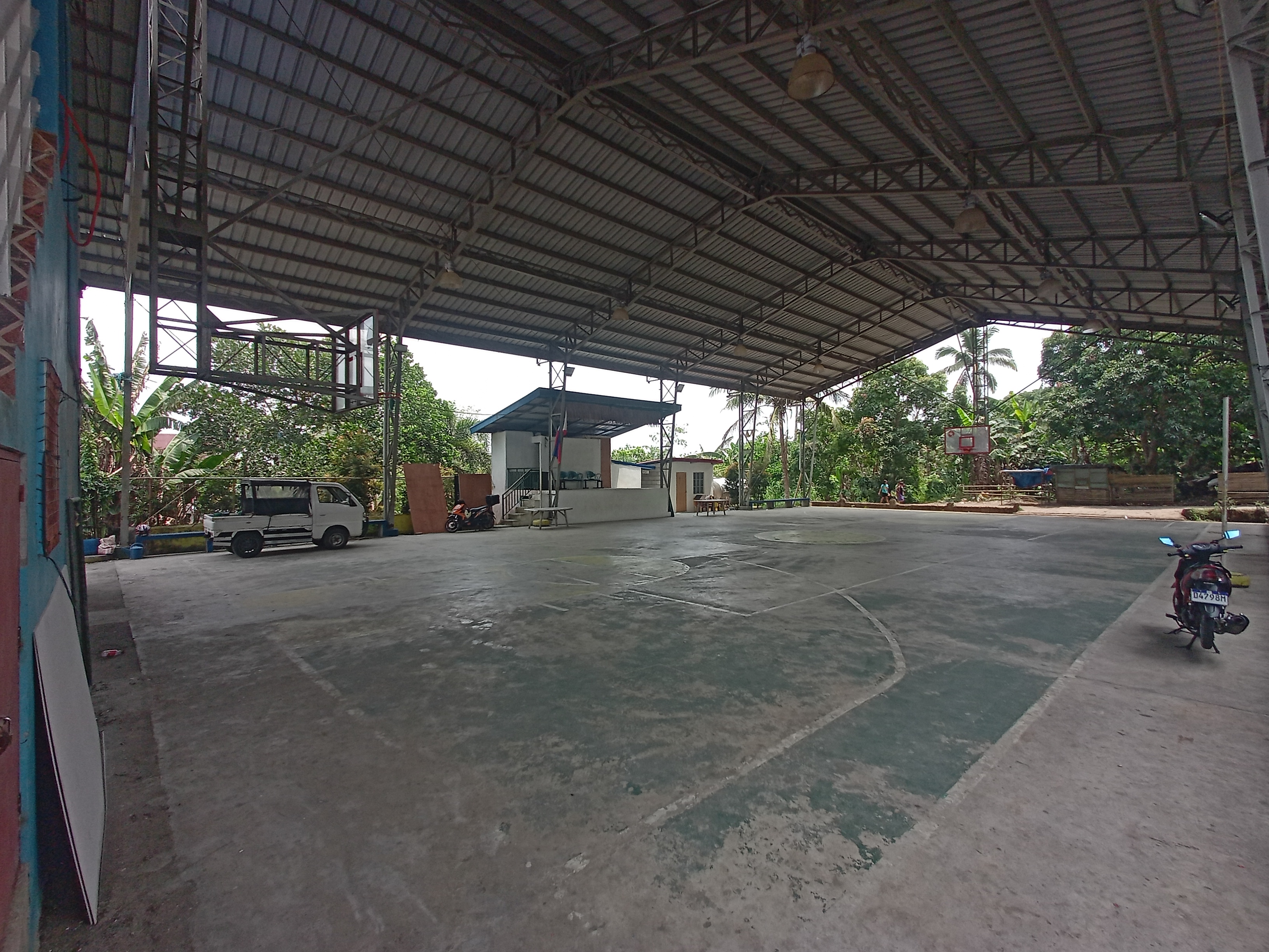 Covered court